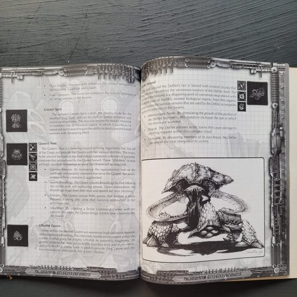 Star Craft Game Manual - 1998 Blizzard Entertainment - Picture 8 of 14